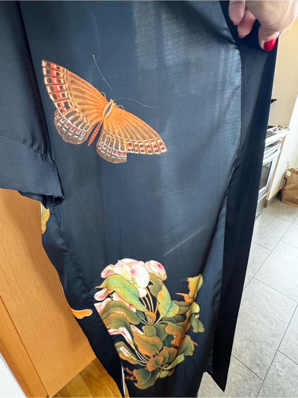 Black Peony Satin Kimono Robe with Butterfly Accents - Picture 4 of 6